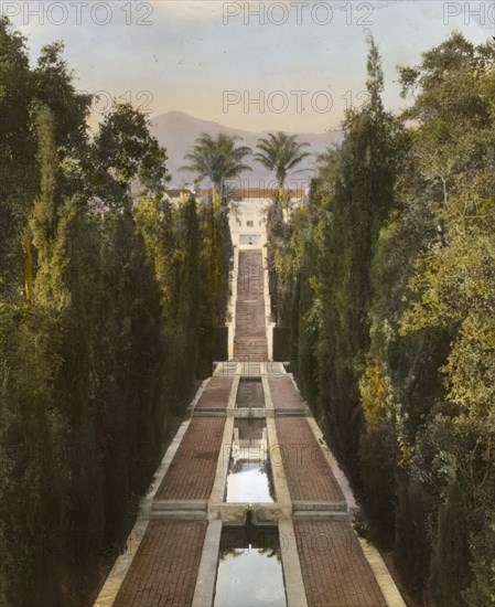 El Fureidis, James Waldron Gillespie house, Parra Grande Lane, Montecito, California, 1917. Creator: Frances Benjamin Johnston.