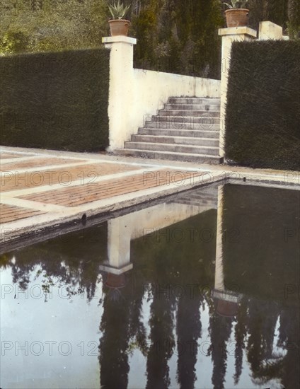 El Fureidis, James Waldron Gillespie house, Parra Grande Lane, Montecito, California, 1917. Creator: Frances Benjamin Johnston.