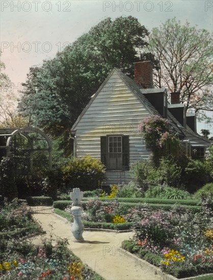 York Hall, Captain George Preston Blow house, Route 1005 and Main Street, Yorktown, Virginia, 1929 Creator: Frances Benjamin Johnston.