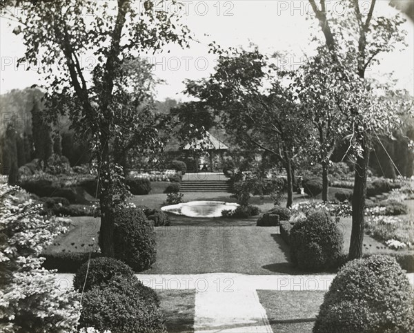 Killenworth, George Dupont Pratt house, Glen Cove, New York, c1918. Creator: Frances Benjamin Johnston.