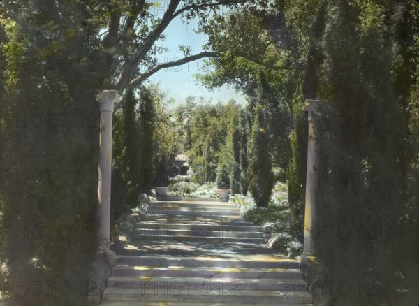 Arcady, George Owen Knapp house, Sycamore Canyon Road, Montecito, California, 1917. Creator: Frances Benjamin Johnston.