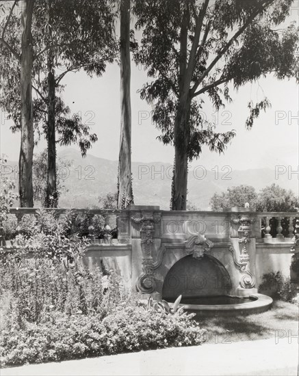 Arcady, George Owen Knapp house, Sycamore Canyon Road, Montecito, California, 1917. Creator: Frances Benjamin Johnston.