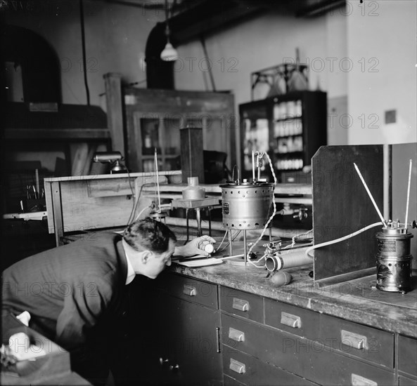 Bureau of Mines Interior Dept., between 1910 and 1920. Creator: Harris & Ewing.