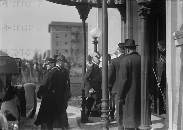 British Commission To U.S.  - Arrival At Long Residence, 1917.