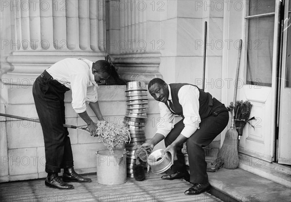 U.S. Capitol - Cleaning Interior, 1914. Creator: Harris & Ewing.