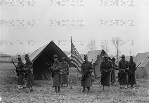 Army, U.S. Negro Troops, 1917. [African American soldiers with fixed bayonets].