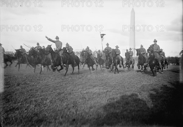 Cavalry Review By President Wilson - Cavalry In Maneuvers, 1913. Washington, DC.