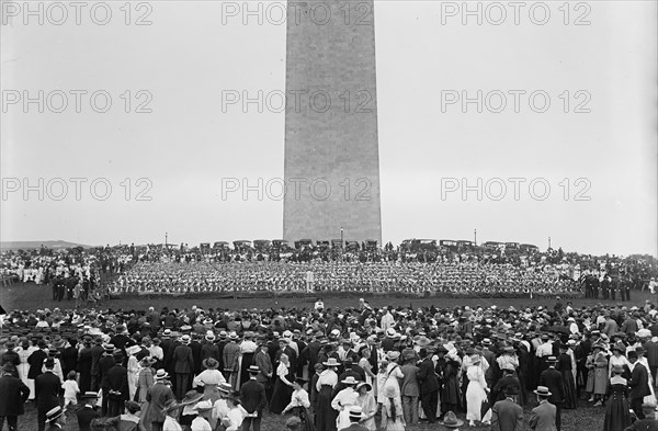 Confederate Reunion - Human Flag On Monument Grounds, 1917. Creator: Harris & Ewing.