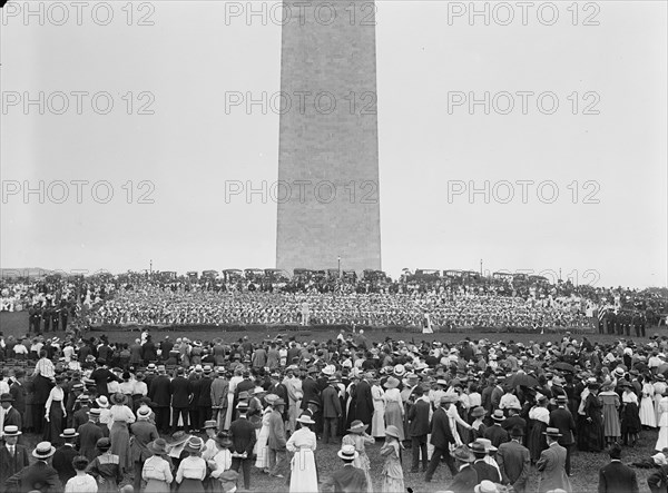 Confederate Reunion - Human Flag On Monument Grounds, 1917. Creator: Harris & Ewing.