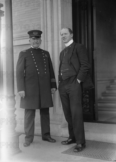 British Commission To U.S. - Inspector D.O. O'Donnell Talking To D.C. Policeman, 1917.