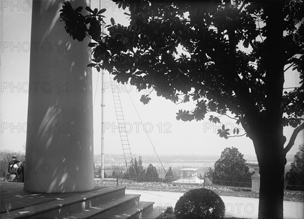 Arlington Mansion - Columns, 1917. Former home of Confederate Army General Robert E. Lee.