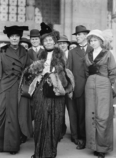 Miss Lucy Burns of C.U.W.S. - Left, with Mrs. Emmeline Pankhurst, 1913. Creator: Harris & Ewing.