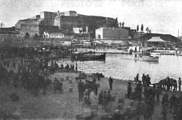 'Une base Allemande en Adriatique: L'occupation de Corfou; Le matin du 11 janvier...', 1916. Creator: Unknown.