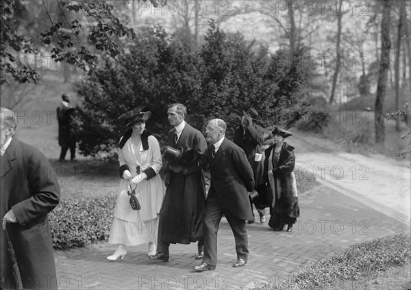 Allied Commission To U.S. At Mount Vernon - In Groups Stolling About Grounds..., 1917. Creator: Harris & Ewing.