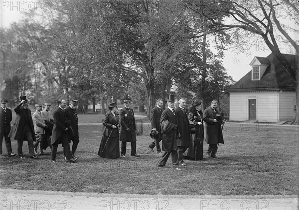 Allied Commission To U.S. At Mount Vernon - In Groups Stolling About Grounds..., 1917. Creator: Harris & Ewing.