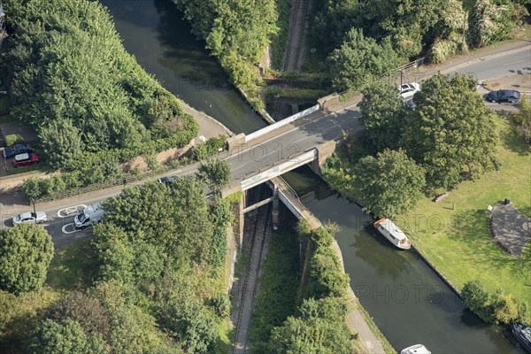 Windmill Bridge, aka Three Bridges, on the Grand Union Canal at Hanwell, London, 2021. Creator: Damian Grady.