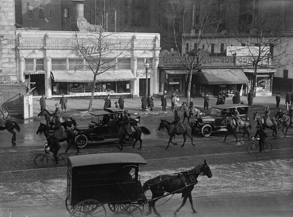 Childs Restaurant, Pennsylvania Avenue, 1917. Creator: Harris & Ewing.