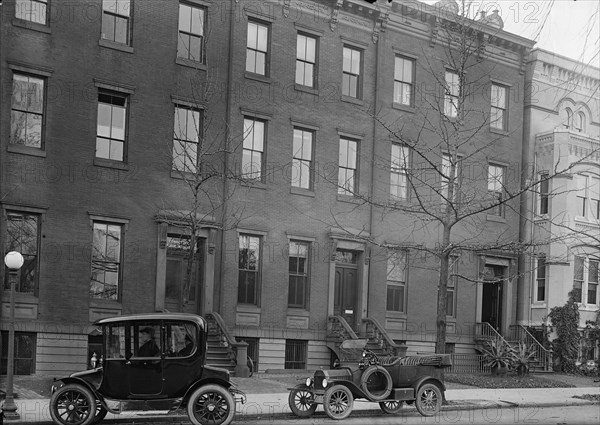 Committee On Public Information - Exterior of Quarters On Jackson Place, Washington DC, 1917.