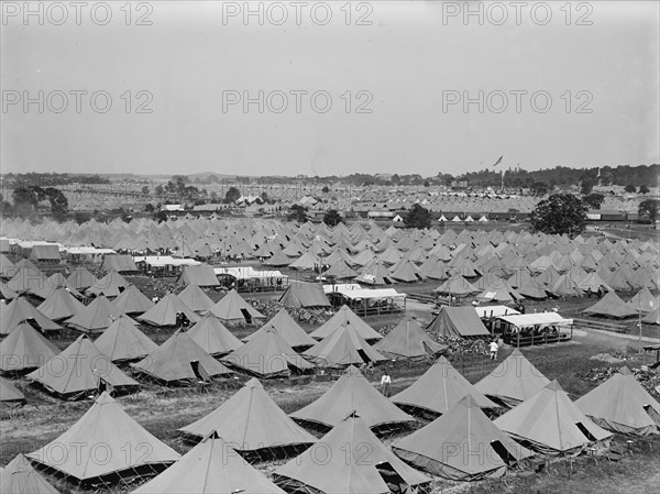 Gettysburg Reunion: G.A.R. & U.C.V. - Scenes at The Encampment, 1913.