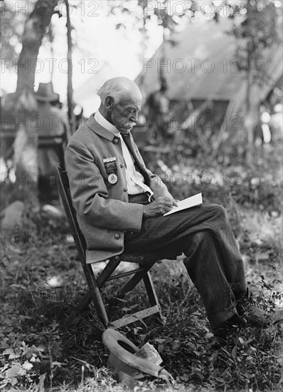 Gettysburg Reunion: G.A.R. & U.C.V. - Veterans of The G.A.R. And of The Confederacy, at The Encampment, 1913.