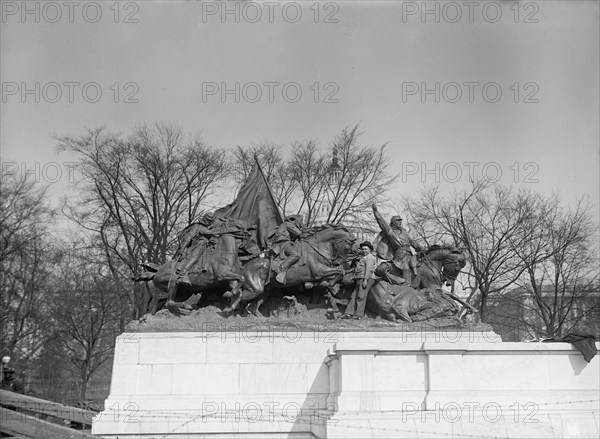 Grant Memorial at Capitol - Cavalry Group of Statuary, 1917.