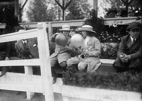 Horse Shows - Society, 1916.