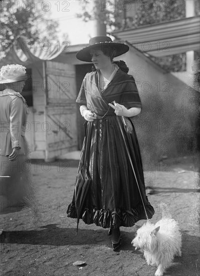 Horse Shows - Unidentified, 1917.