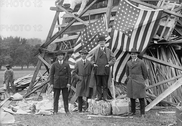 Liberty Loans - Bonfire, Melvin C. Hazen, Robert N. Harper, 1917.