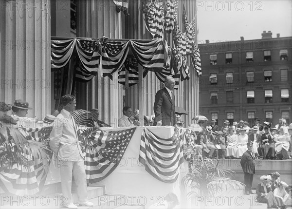 Liberty Loans - Wilson Speaking, Seated: Daniels; Mcadoo; Lansing, 1917.