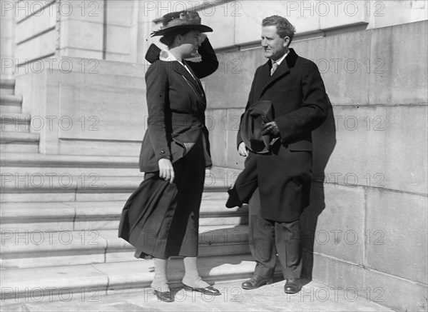 Martin, Anne Henrietta, National Chairman, National Women Party, 1926-, with Senator Clapp, 1918.