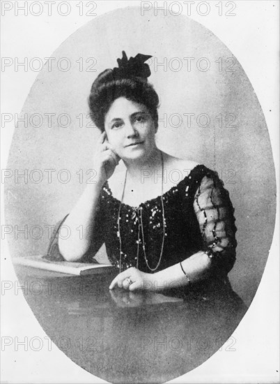 Mountaineers - Mrs. Cora Wilson Stewart, Founder of Moonlight Schools, 1913.