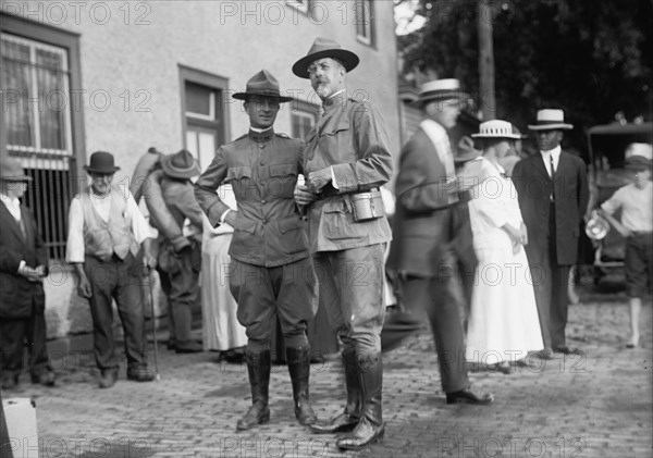 National Guard of D.C. Returning from Camp at Colonial Beach, Col. William E. Harvey at Right, 1916.