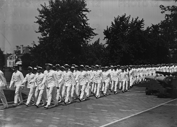 Naval Academy, U.S. - Graduation Exercises, 1917.