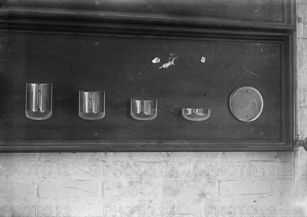 Navy Yard, U.S., Washington - Caps., Torpedo Shop, 1917.