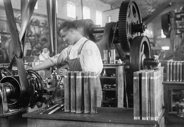 Navy Yard, U.S., Washington - Various Operations in Making C.C., 1917.