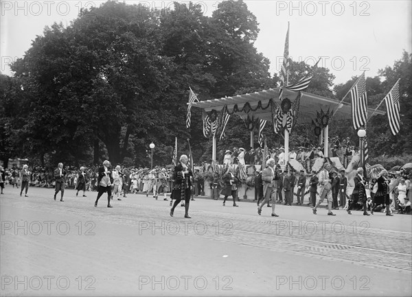 Preparedness Parade - Colonial Unit Passing Reviewing Stand, 1916.