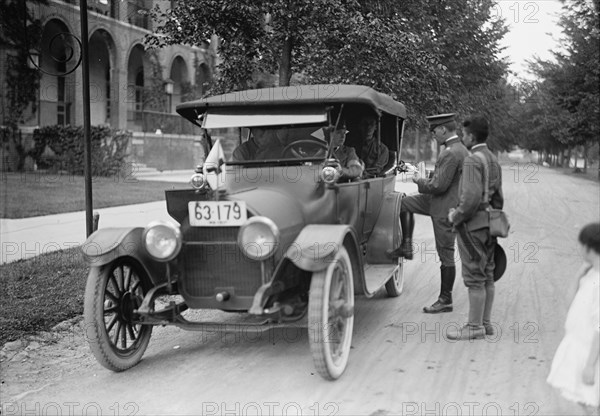 Red Cross Motor Corps - Groups, 1917.