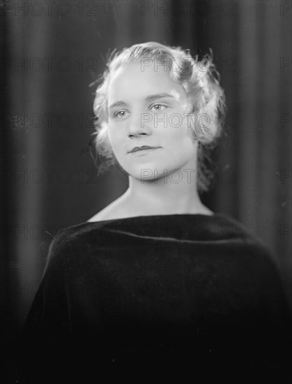 Sincerbeaux, Barbara. Portrait, 1933.