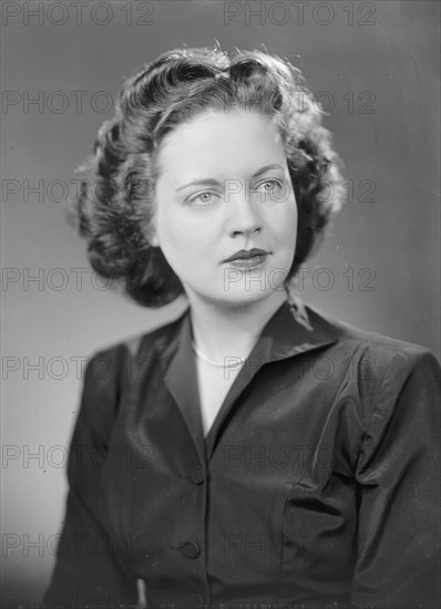 Wolberg, Marion E., Miss. - Portrait, 1947.