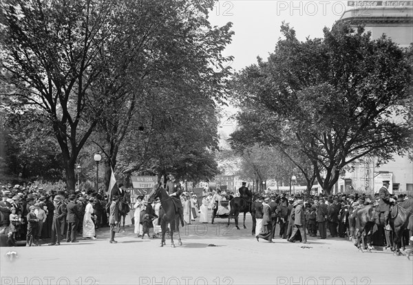 Woman Suffrage - Parade, May 1914, May 1914.