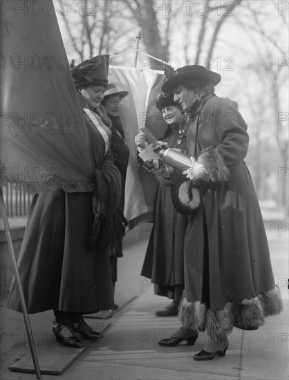 Woman Suffrage - Pickets, 1917. Creator: Harris & Ewing.