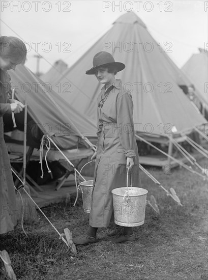 Woman's National Service School, Under Woman's Section, Navy League, Miss Moore, 1916.