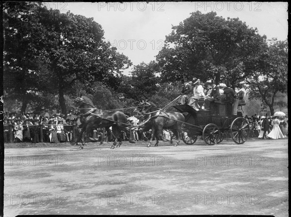 Hyde Park, City of Westminster, London, 1905. Creator: Katherine Jean Macfee.