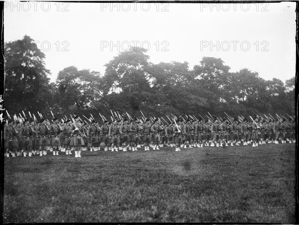 Kensington Gardens, Hyde Park, City of Westminster, London, 1905. Creator: Katherine Jean Macfee.