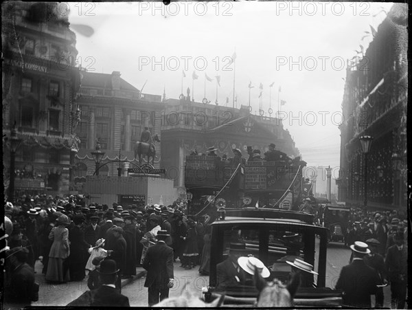 Bank, City of London, London, 1911. Creator: Katherine Jean Macfee.