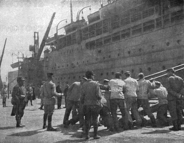 'Le Periple des Russes : De Moscou a Marseille par la Siberie, les Mers de Chine et des..., 1916. Creator: Unknown.