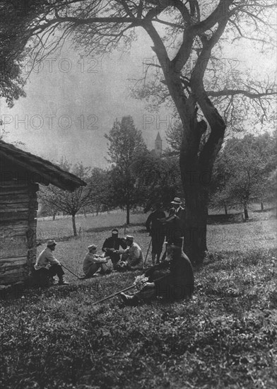 'Bien loin des camps Allemands; Le doux internement en Suisse de plusieurs centaines..., 1916. Creator: Rene Fischer.