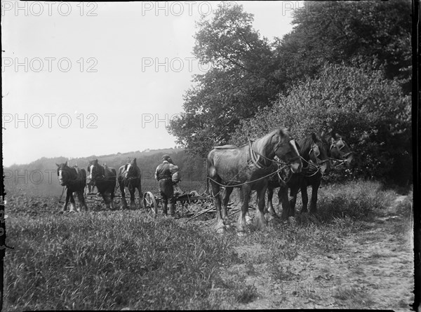 Wycombe, Buckinghamshire, 1919. Creator: Katherine Jean Macfee.