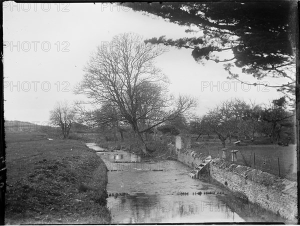 Bredy Farm, Bredy Lane, Burton Bradstock, West Dorset, Dorset, 1922. Creator: Katherine Jean Macfee.