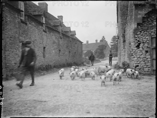 Chapel Street, Maugersbury, Cotswold, Gloucestershire, 1928. Creator: Katherine Jean Macfee.